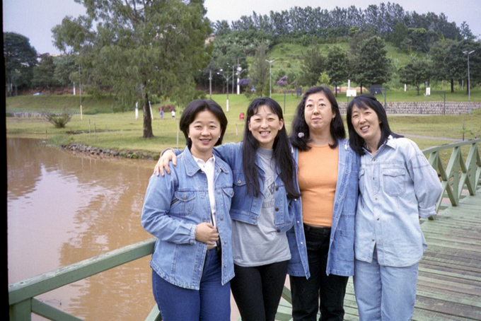 76_2002_BR_SP_Family_001_1