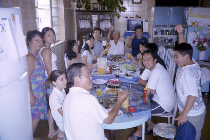 84_2002_BR_SP_Family_015_15