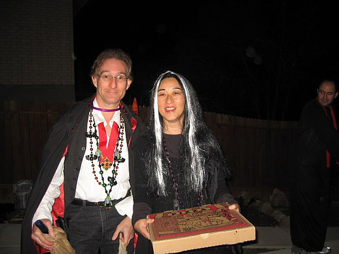 08.10 904487790308_0_BG