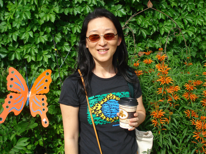 09.04 DSC00497 Flowe#C52B65