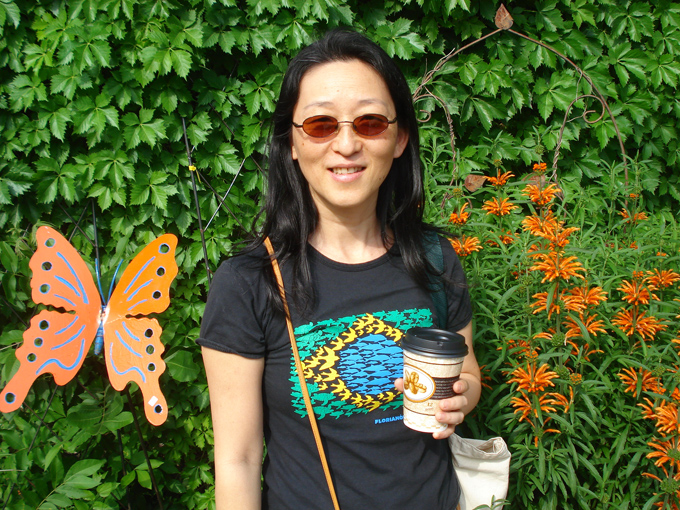 09.04 DSC00498 Flowe#C52B66