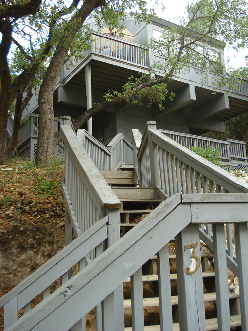 09.04 DSC00564 House#C52B2A