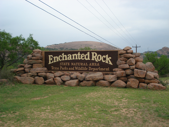 09.04 DSC00759 Encha#C52B52