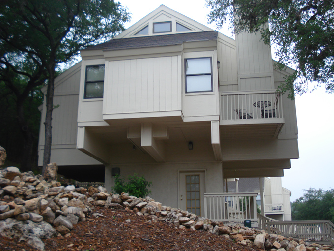 09.04 DSC00801 House#C52B2C